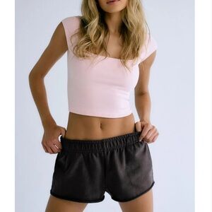 Garage ‘90s low rise shorts